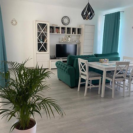 Emi Apartment Mamaia นาโวดาริ ภายนอก รูปภาพ